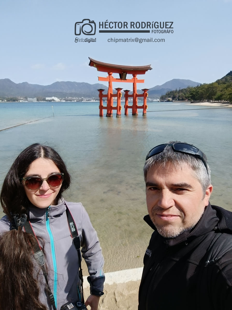Tori en el agua en Hiroshima
